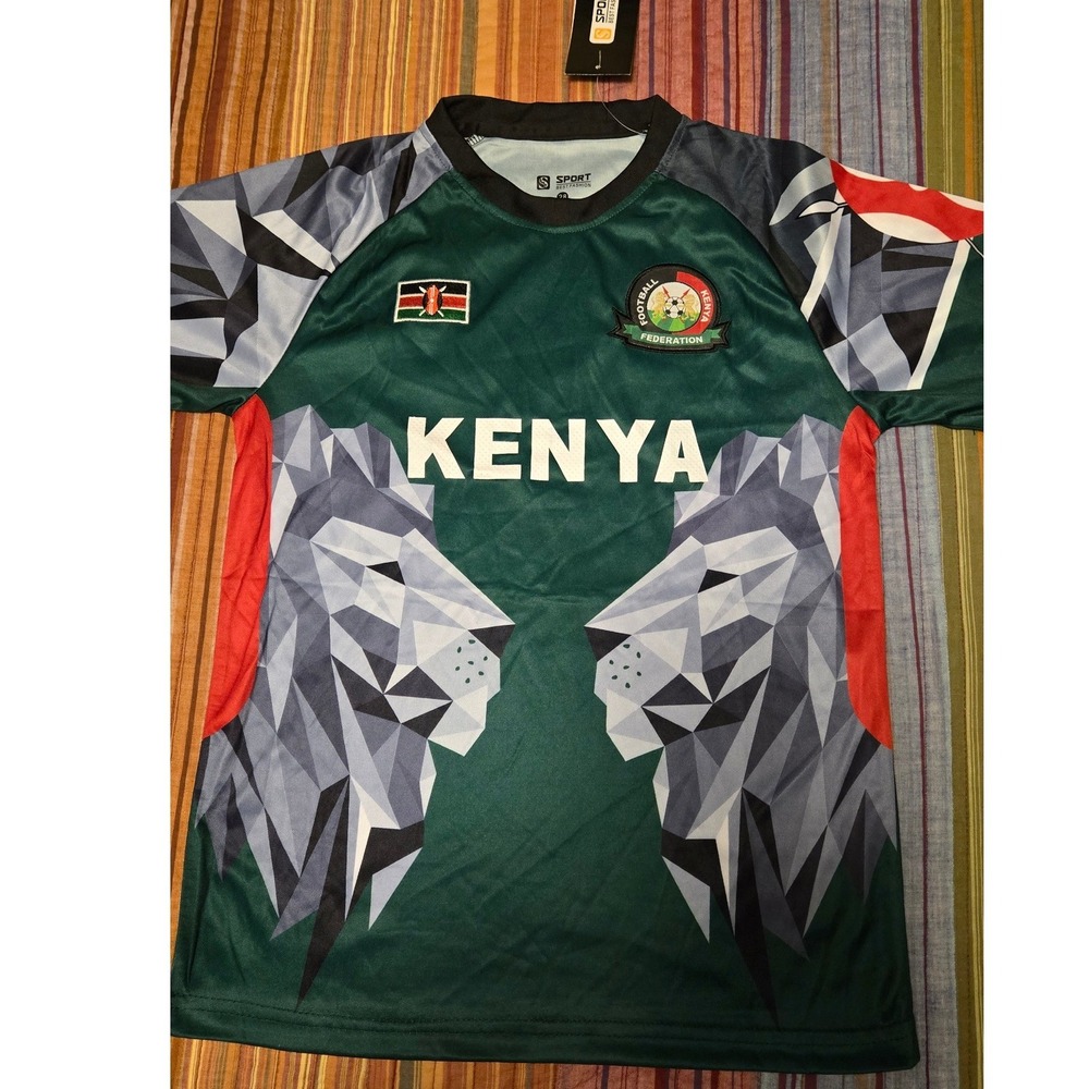 Kenya Football Federation Kids Soccer Jersey Green Lion Graphic Sport - 28 NWT